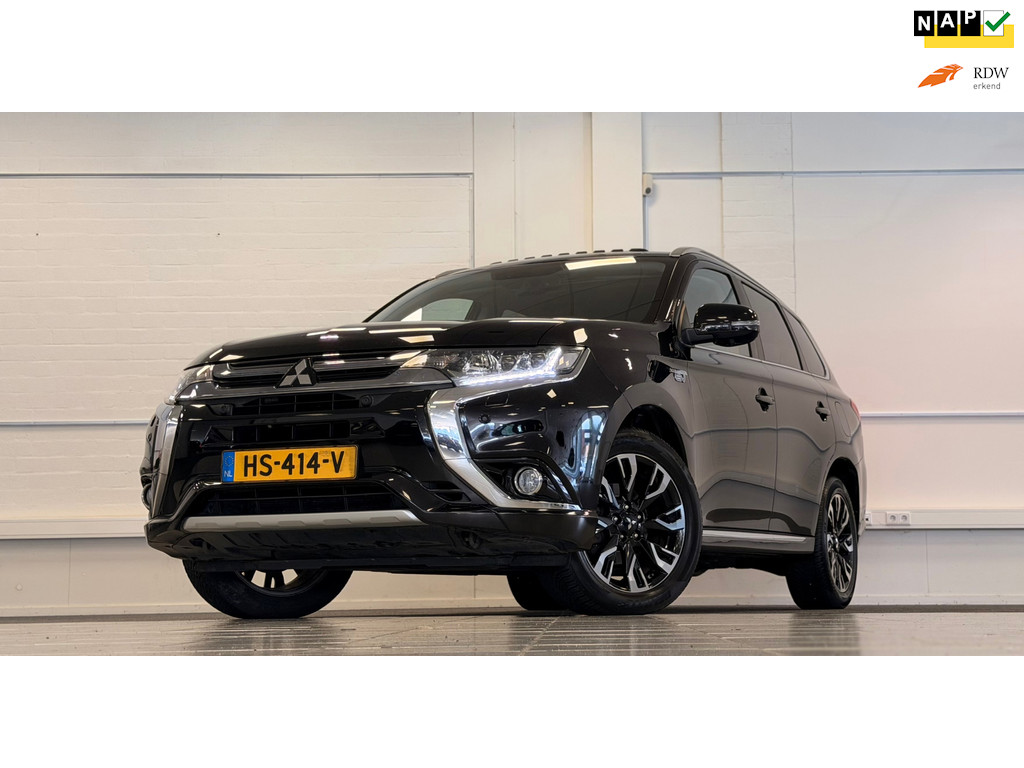 Mitsubishi Outlander 2.0 PHEV instyle+ Trekhaak 2e Eigenaar Nieuwe APK 56700957-0.jpg | van den Boog Automotive
