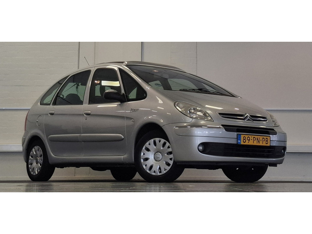 Citroën Xsara Picasso 1.8i 16V Image Schuif/kanteldak Trekhaak Garantie APK 18-09-2027 56815649-0.jpg | van den Boog Automotive