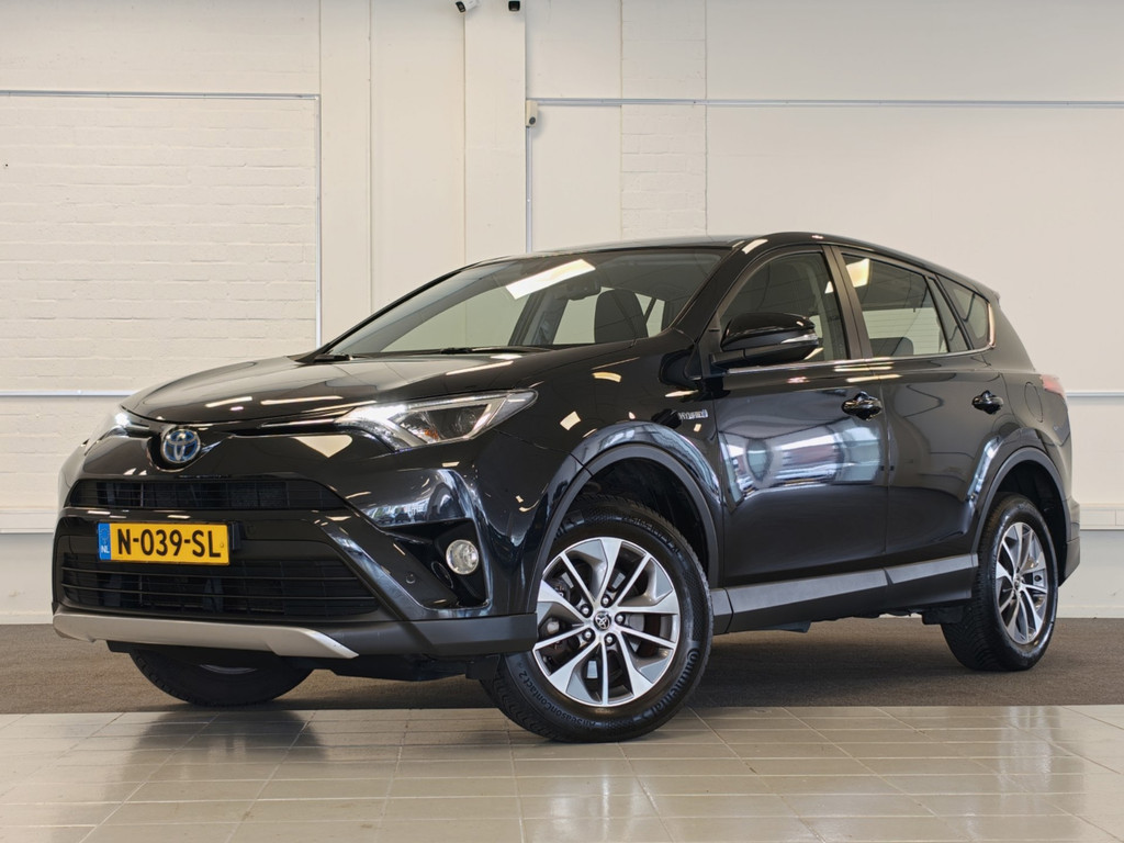 Toyota RAV4 2.5 Hybrid Energy Navi Camera Adaptieve cruise Mooi! 56895836-0.jpg | van den Boog Automotive