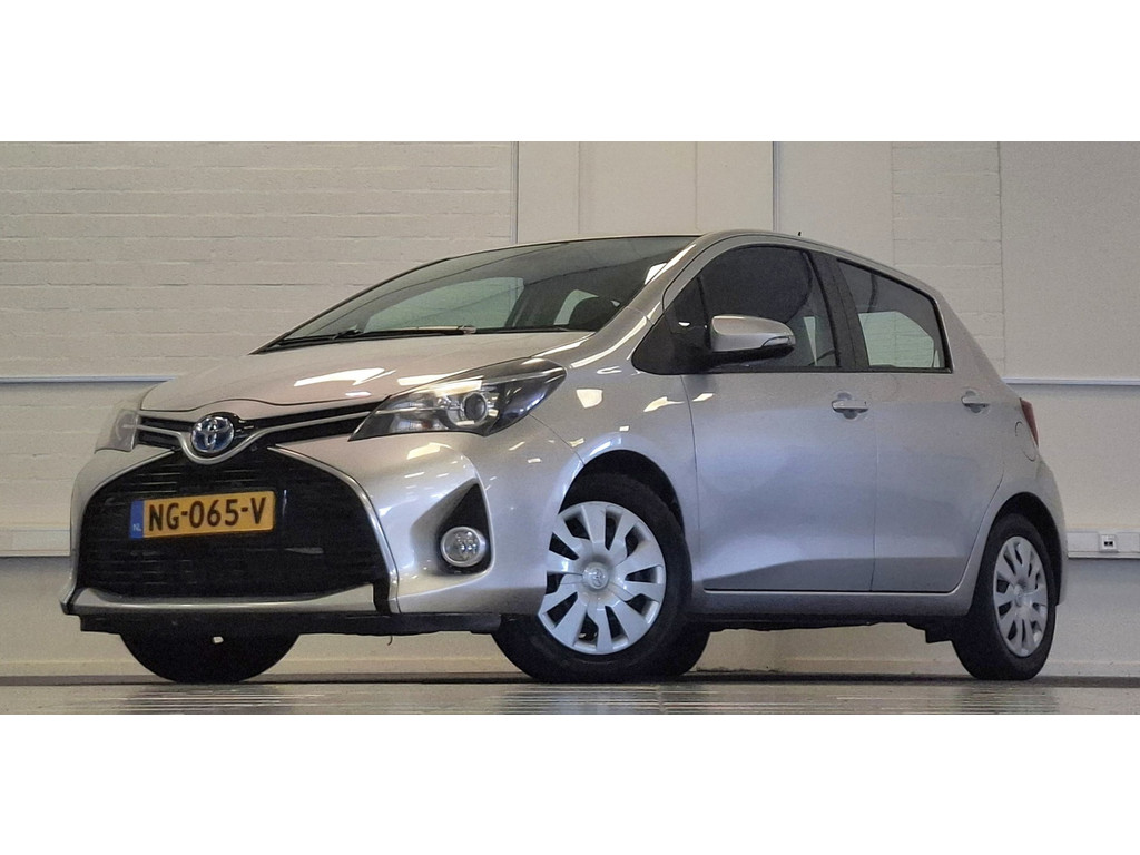 Toyota Yaris 1.5 Hybrid Now Navi Camera 100% Onderhouden 56951019-0.jpg | van den Boog Automotive