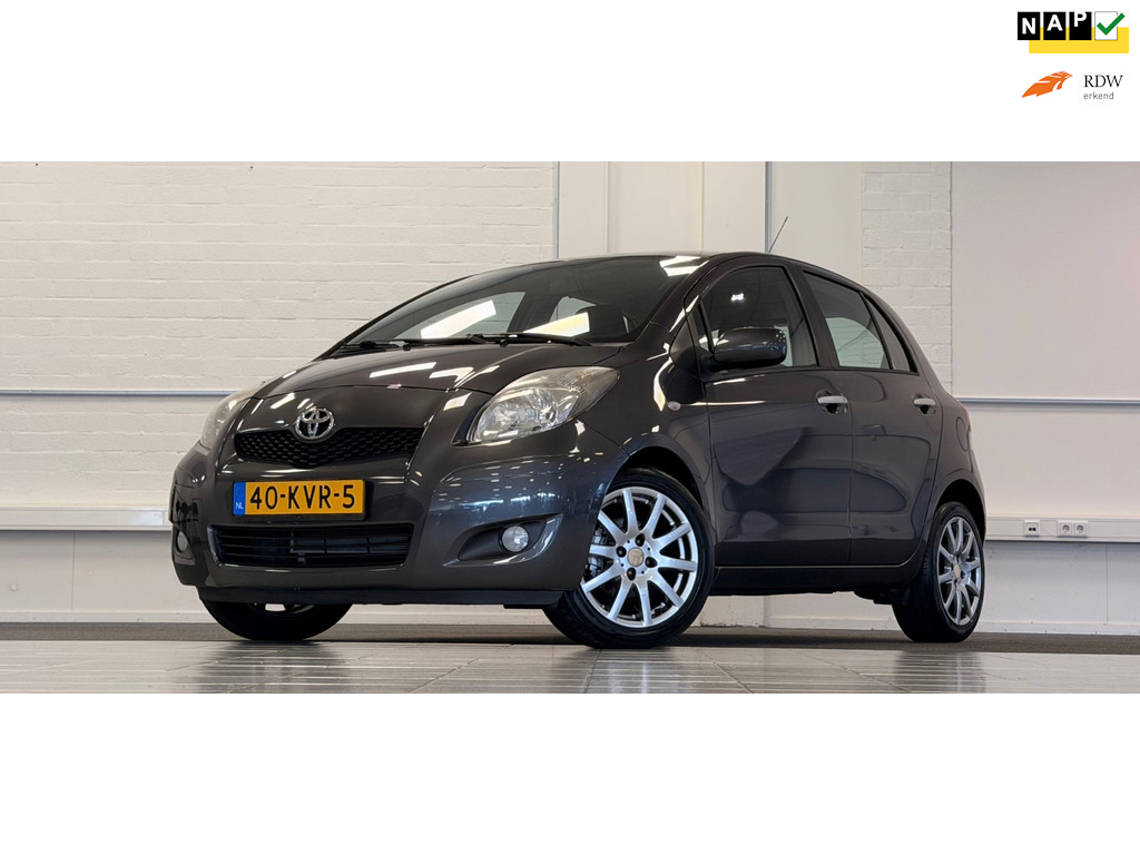Toyota Yaris 1.3 VVTi Aspiration 2e Eigenaar Clima Trekhaak Mooi! 57014110-0.jpg | van den Boog Automotive