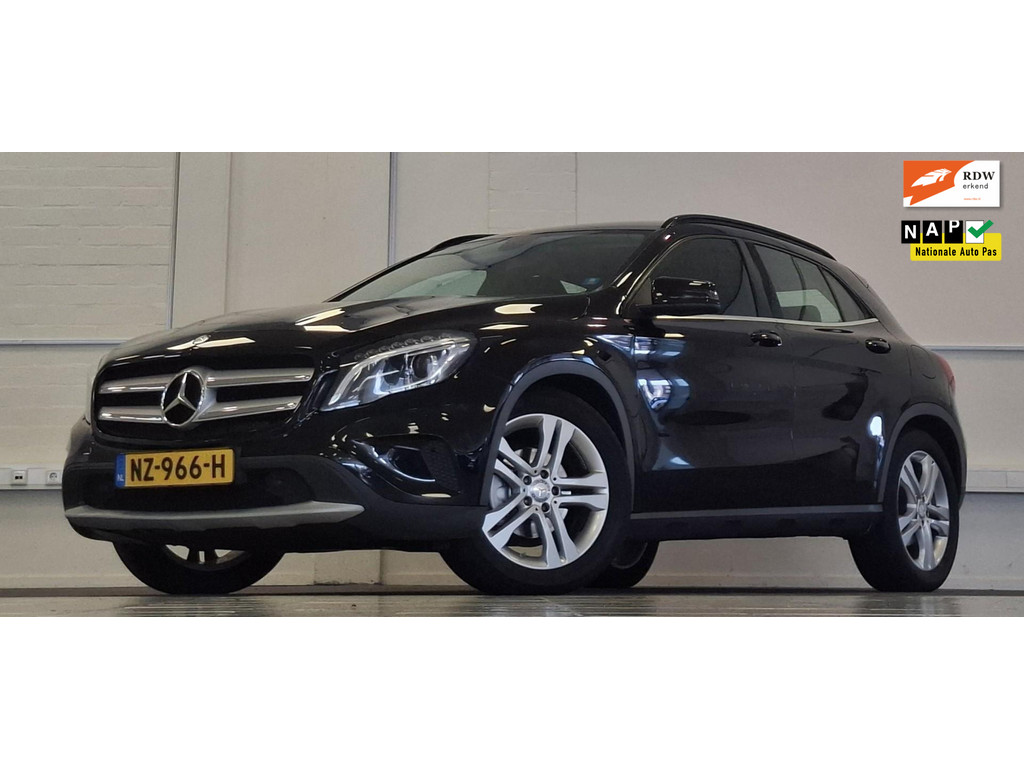 Mercedes-Benz GLA 200 Edition 1 Automaat Navi Xenon Leder Mooi! 57170517-0.jpg | van den Boog Automotive