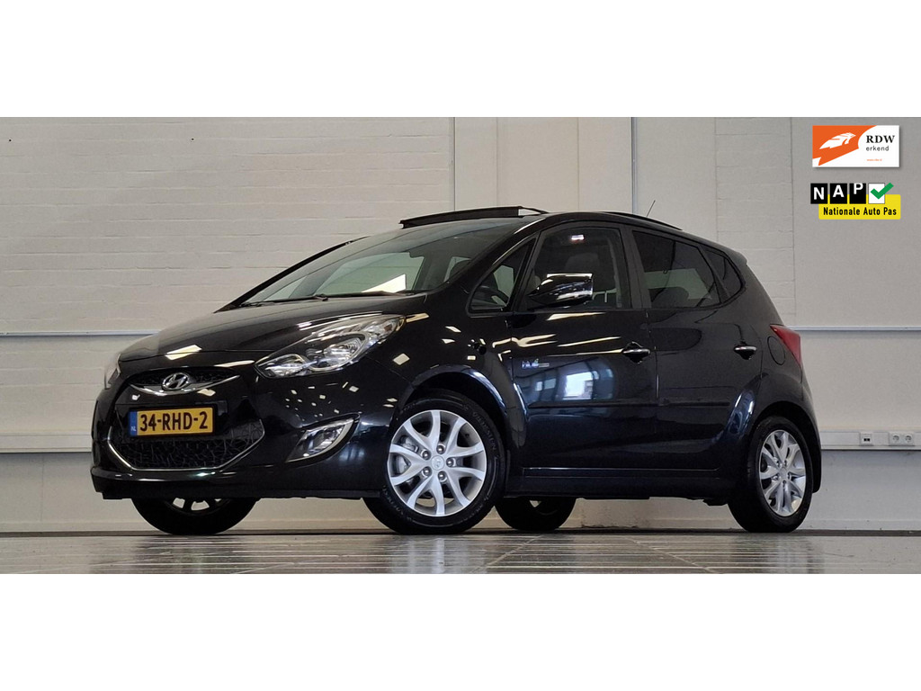 Hyundai ix20 1.6i i-Catcher Leder Trekhaak Navi 57170525-0.jpg | van den Boog Automotive