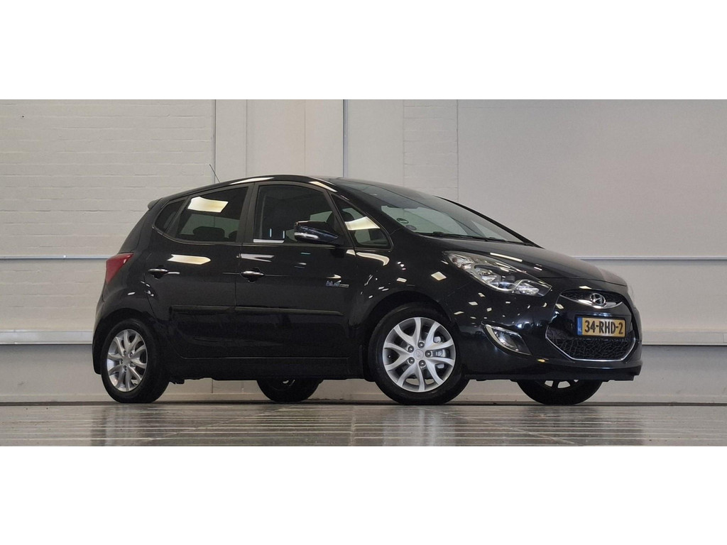 Hyundai ix20 1.6i i-Catcher Leder Trekhaak Navi 57170525-0.jpg | van den Boog Automotive