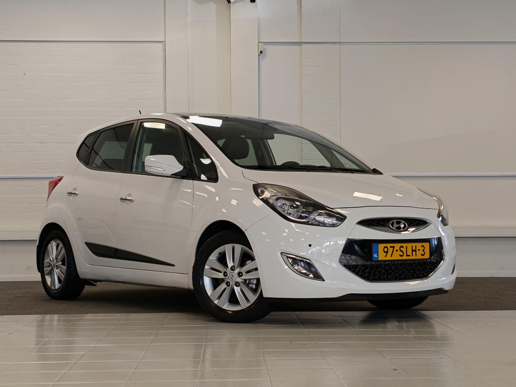 Hyundai ix20 1.6i i-Catcher Automaat Navi Schuif/kanteldak 57170530-0.jpg | van den Boog Automotive