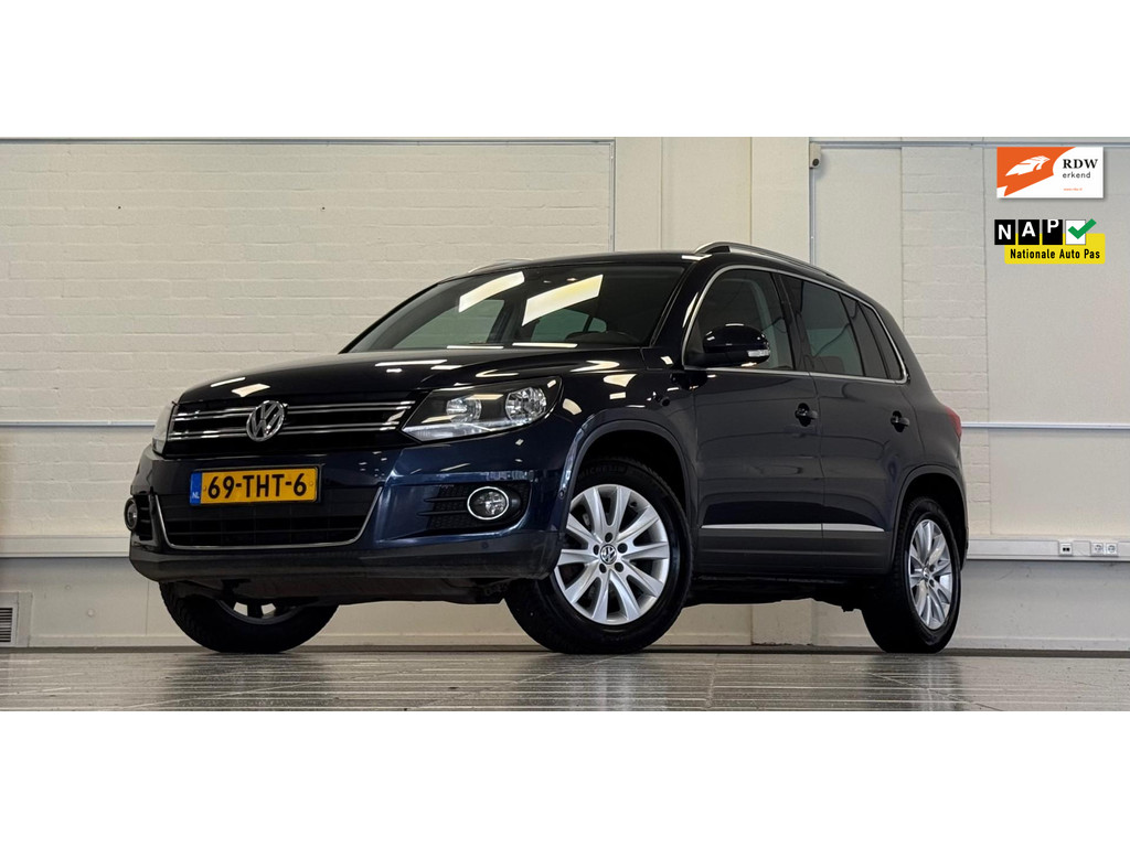 Volkswagen Tiguan 2.0 TSI Sport&Style 4Motion NL-auto Leer Navi 57170545-0.jpg | van den Boog Automotive