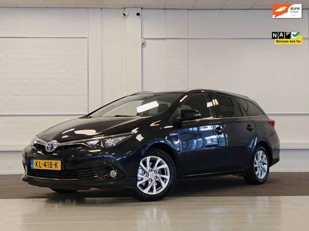 Toyota Auris Touring Sports 1.8 Hybrid Trend Navi Camera Panormadak Allseason 57170556-0.jpg | van den Boog Automotive