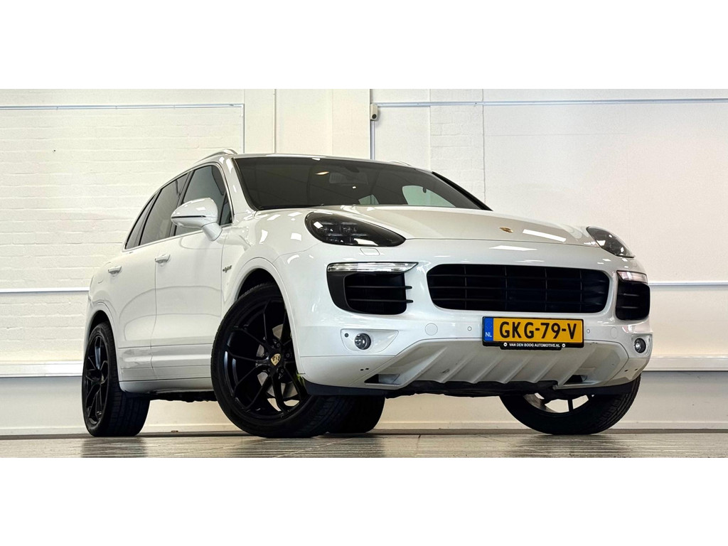 Porsche Cayenne 3.0 S E-Hybrid Platinum Edition 100% Onderhouden 57170582-0.jpg | van den Boog Automotive