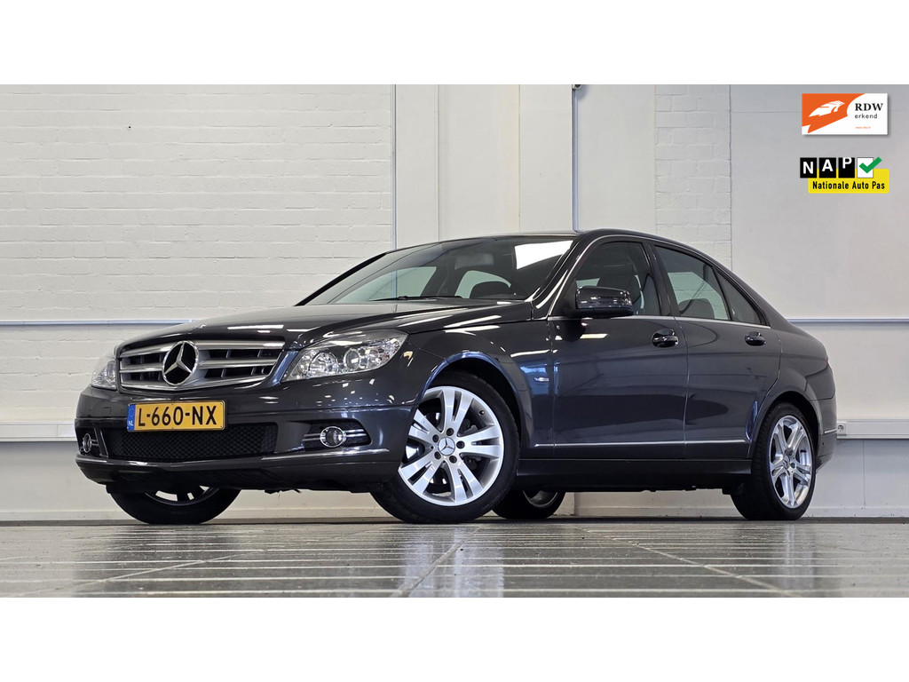Mercedes-Benz C-Klasse 180 CGI Nieuwe Ketting Business Edition 57170594-0.jpg | van den Boog Automotive