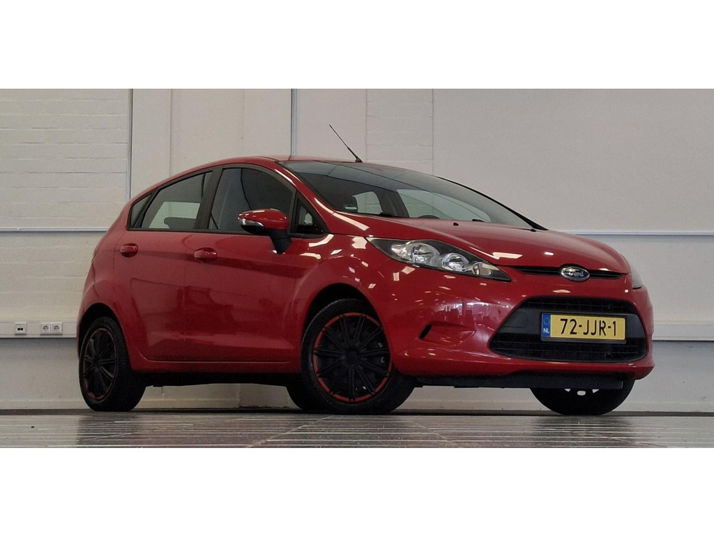 Ford Fiesta 1.25 Limited Trekhaak 5d Garantie Nieuwe APK 57170608-0.jpg | van den Boog Automotive