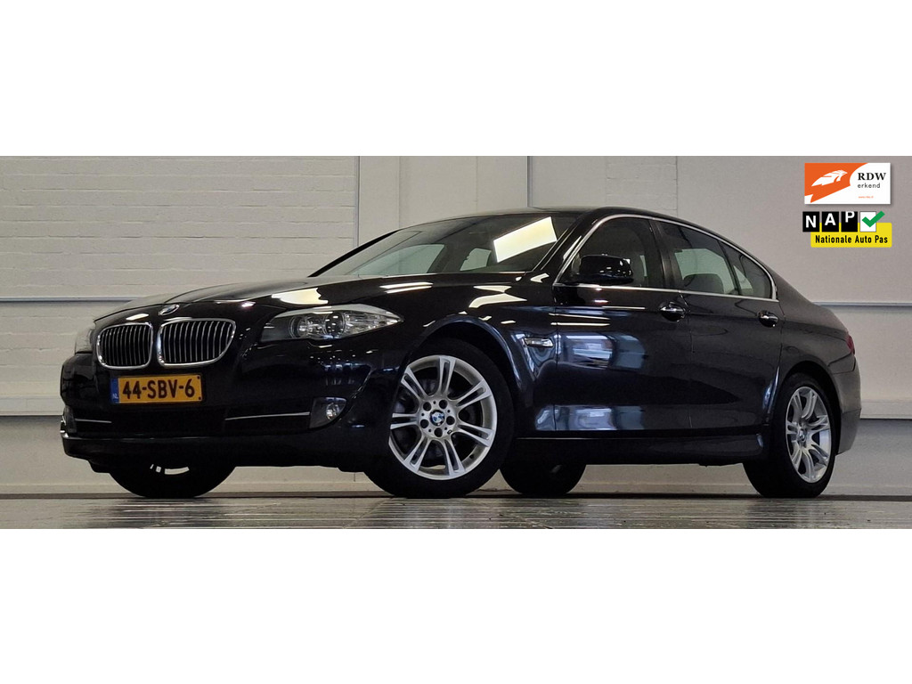 BMW 5 Serie 523i Executive 2e Eigenaar Leder Navi Head-up 57170648-0.jpg | van den Boog Automotive