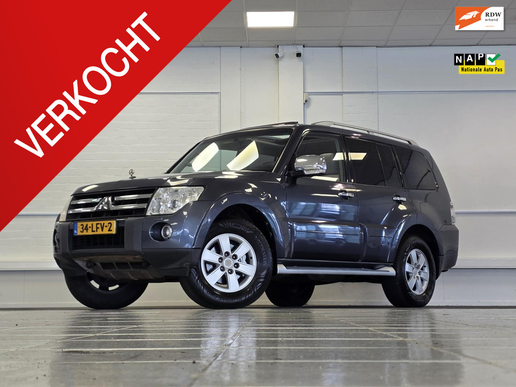 Mitsubishi Pajero 3.2 DI-D Instyle Automaat 70 Leder Trekhaak Mooi! 57170656-0.jpg | van den Boog Automotive