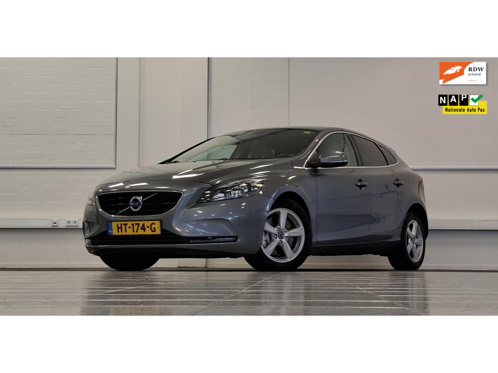 Volvo V40 1.5 T2 Momentum 2e Eigenaar Navi LED Goed 57170690-0.jpg | van den Boog Automotive