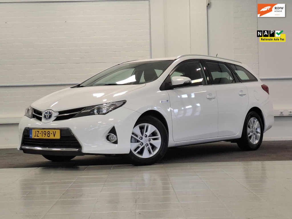 Toyota Auris Touring Sports 1.8 Hybrid Lease+ 57208962-0.jpg | van den Boog Automotive