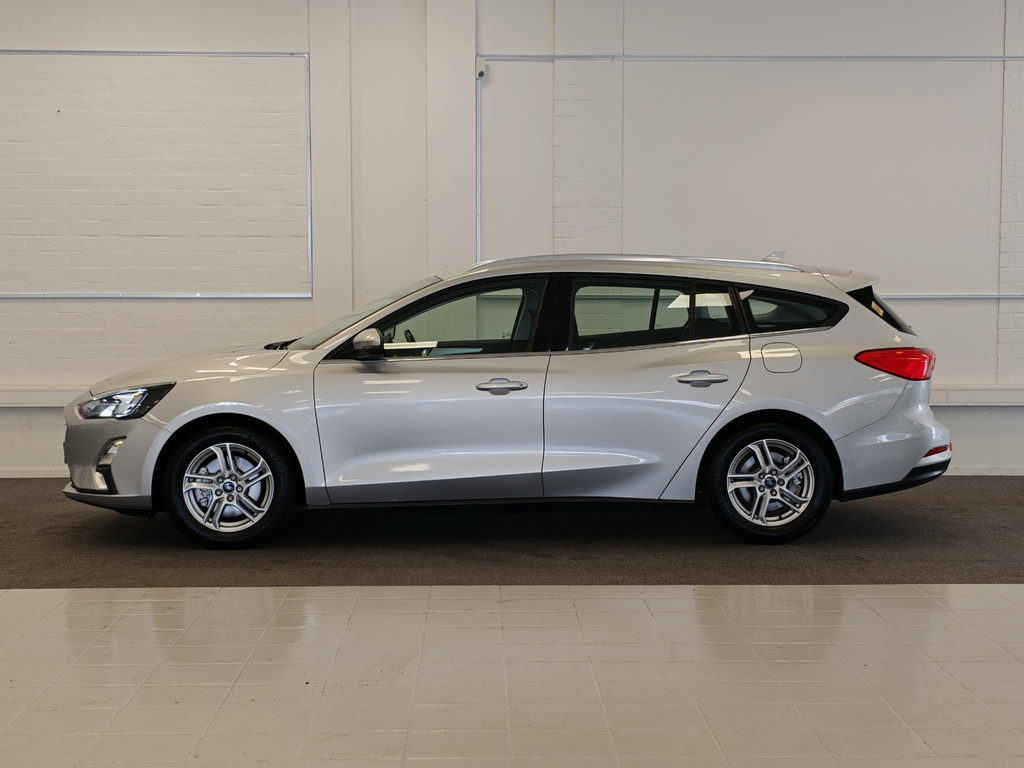 Ford Focus Wagon 1.0 EcoBoost Trend Edition Business 57228622-0.jpg | van den Boog Automotive