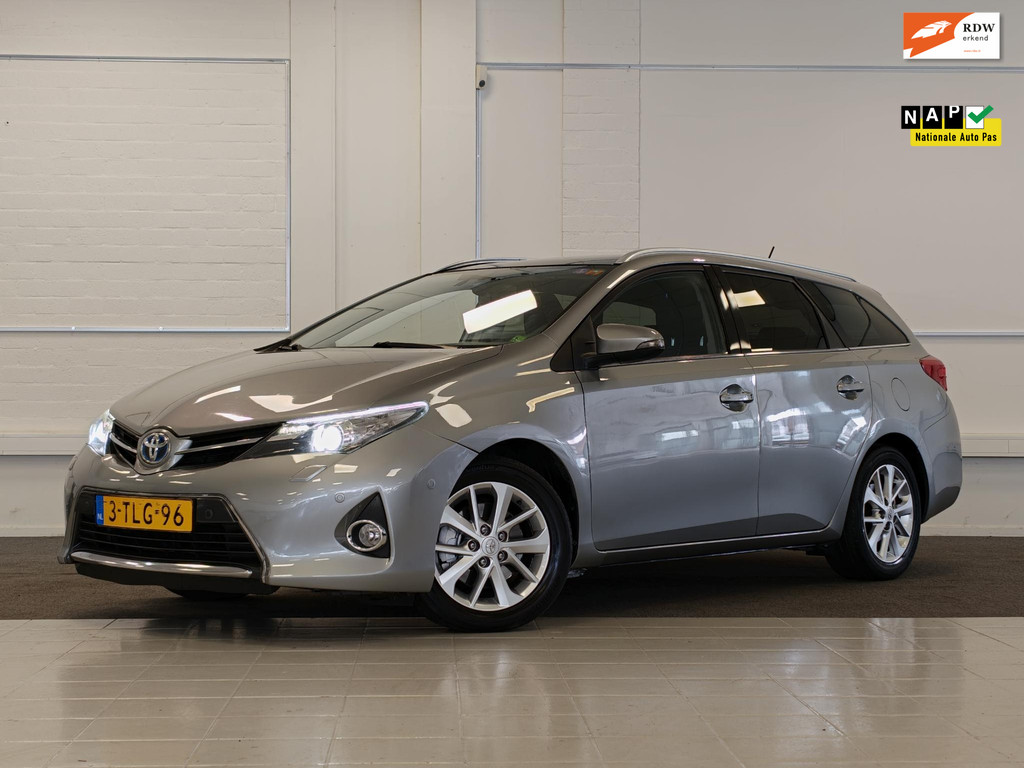 Toyota Auris Touring Sports 1.8 Hybrid Lease+ 57311964-0.jpg | van den Boog Automotive