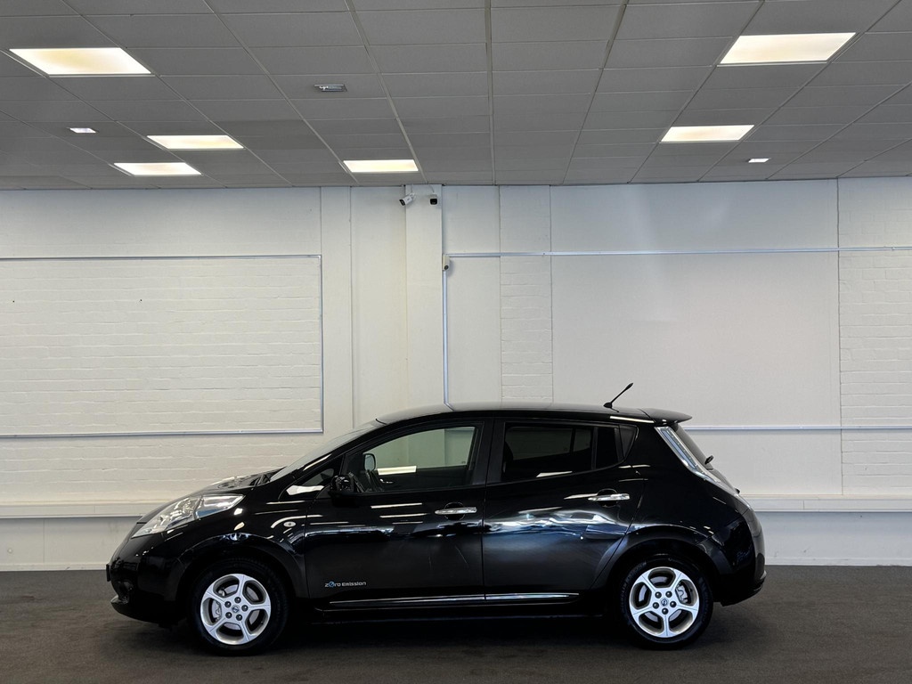 Nissan Leaf Acenta 24 kWh 57566347-0.jpg | van den Boog Automotive