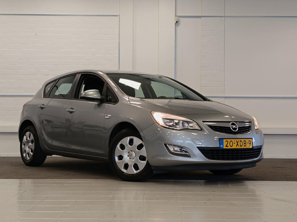 Opel Astra 1.4 Turbo Anniversary Edition 57626787-0.jpg | van den Boog Automotive