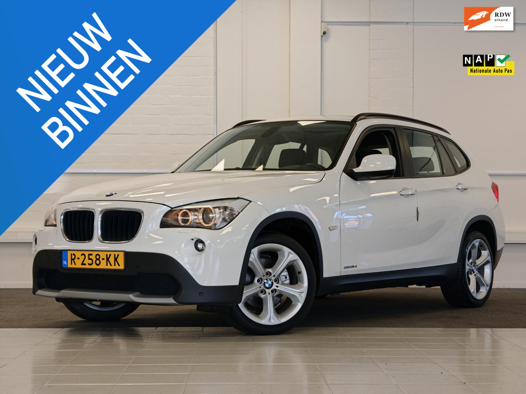 BMW X1 sDrive18i Executive 57642605-0.jpg | van den Boog Automotive