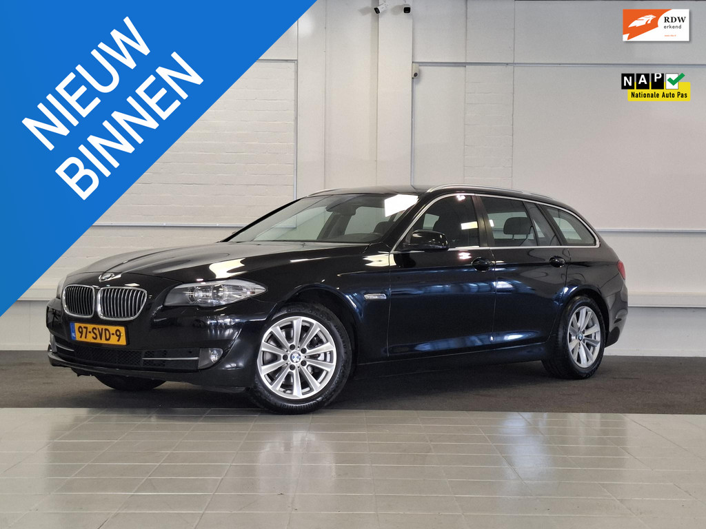 BMW 5 Serie Touring 523i Executive 57831276-0.jpg | van den Boog Automotive